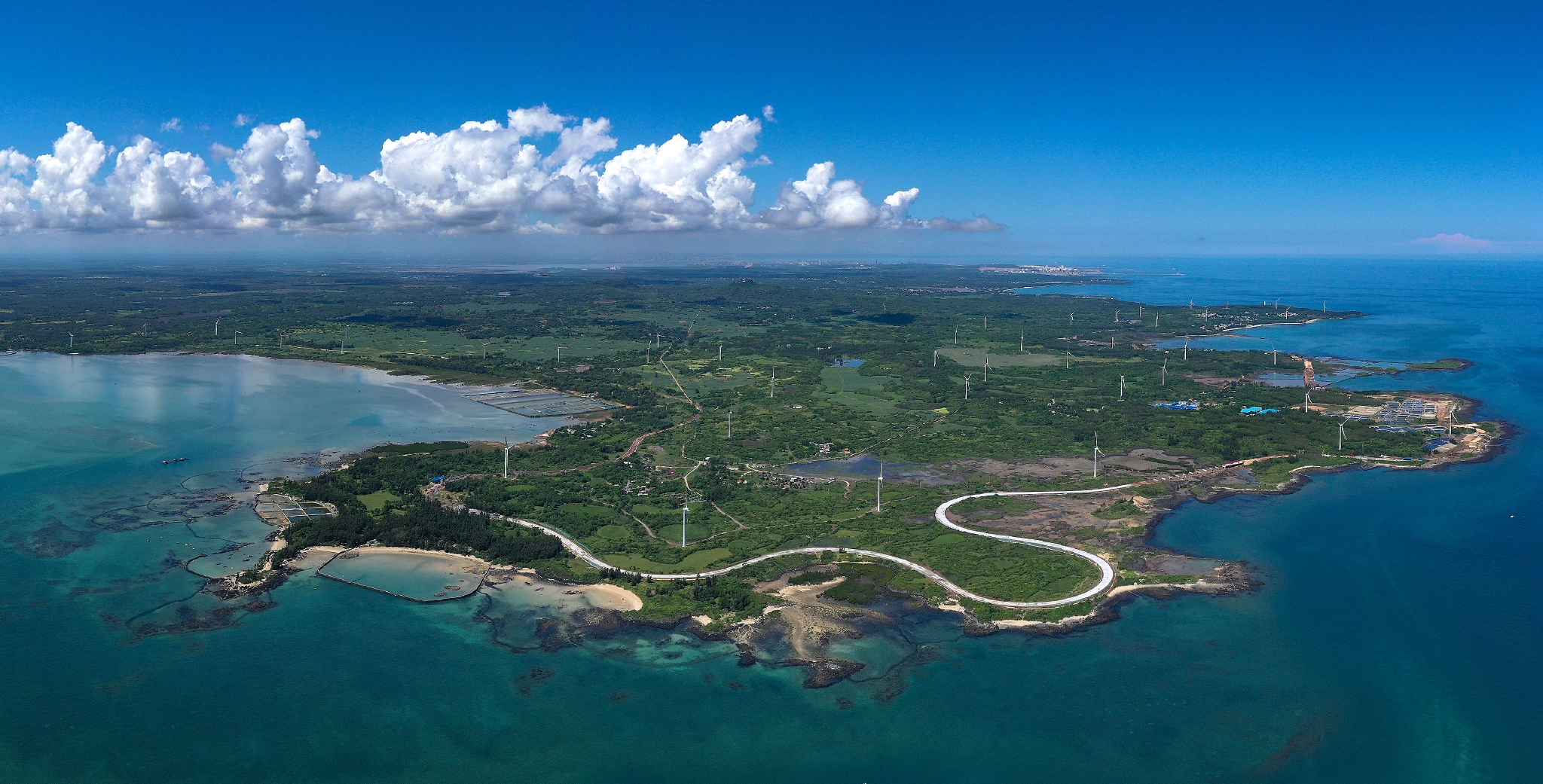 鸟瞰海南环岛旅游公路__财经头条