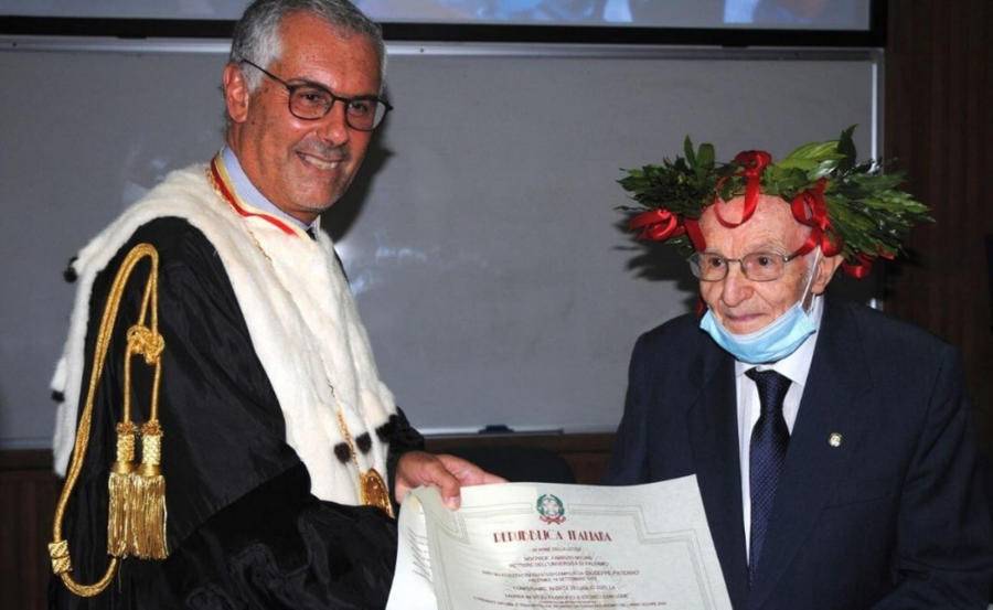 98岁硕士毕业！意大利老人刷新自己的纪录，两年前本科毕业
