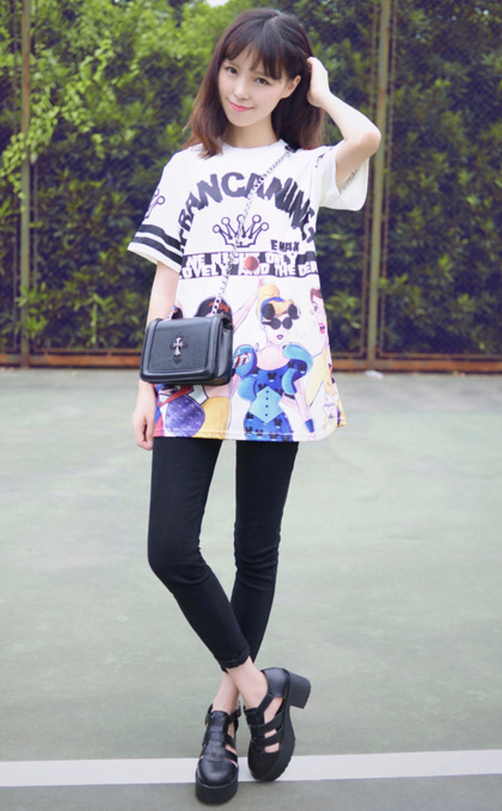 中年女人要懂得“断舍离”,衣柜里这5件衣服就扔了吧,太没档次休闲区蓝鸢梦想 - Www.slyday.coM 中年女人要懂得“断舍离”,衣柜里这5件衣服就扔了吧,太没档次休闲区蓝鸢梦想 - Www.slyday.coM