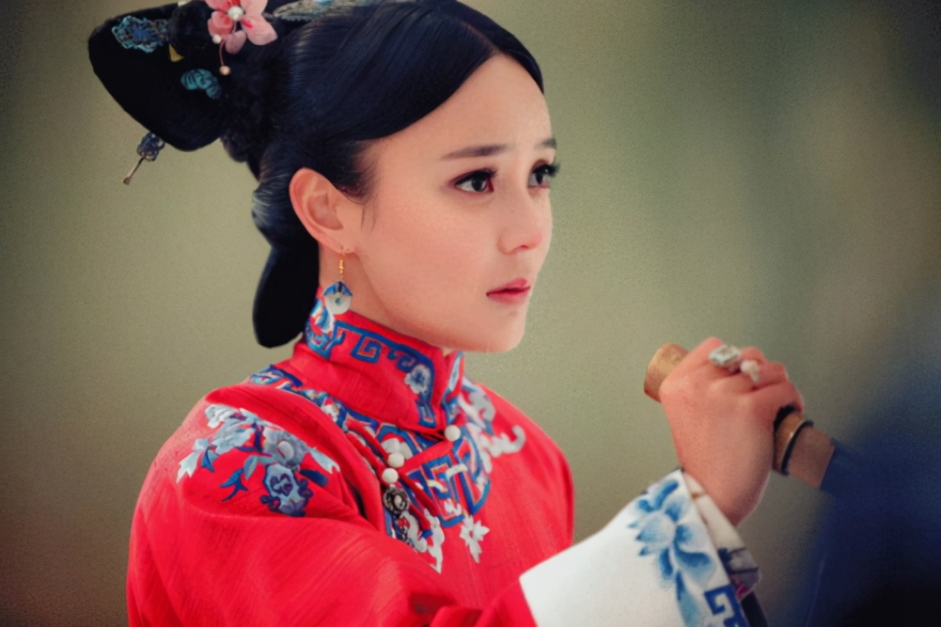 但是袁姗姗在这部剧中是女主的戏份,而在《宫锁心玉》中