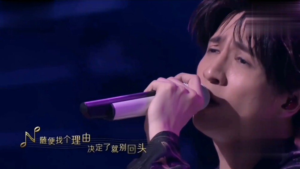 薛之谦《其实》现场版,人啊,一旦矫起情来……_新浪新闻