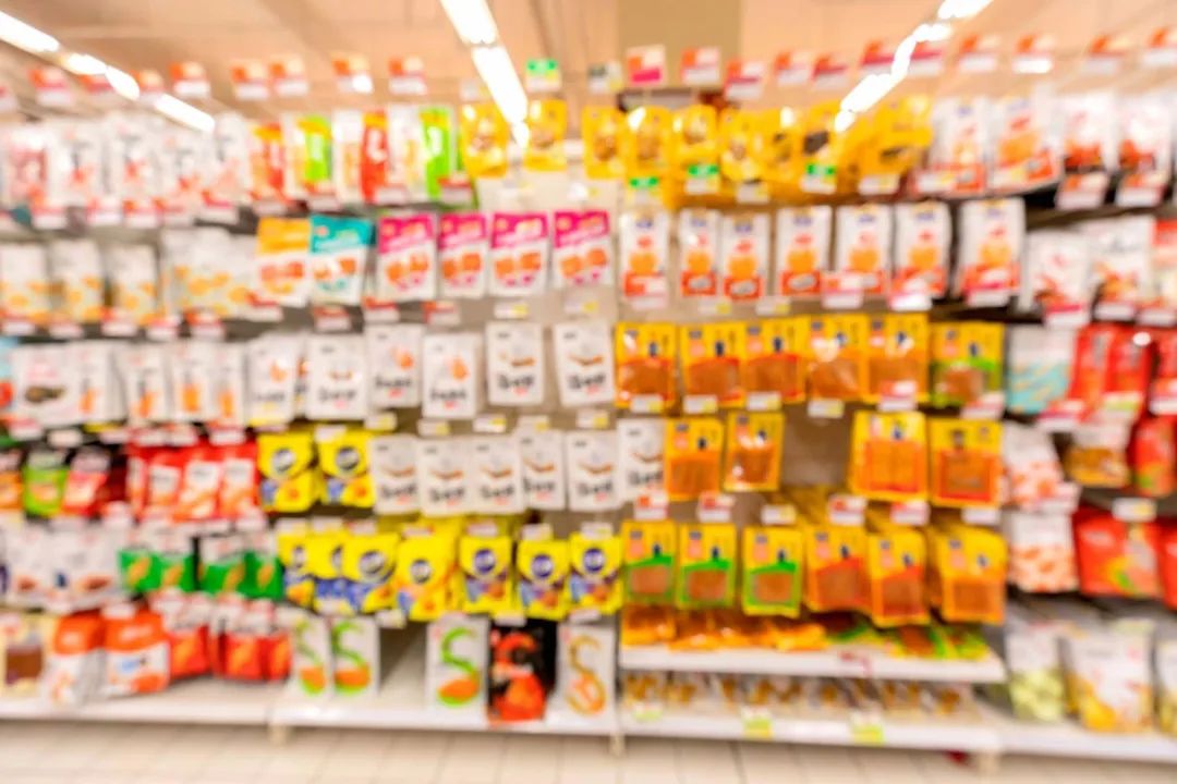 吃一口"它"相当于吃七口油！就藏在你手边的零食里，快查查配料表休闲区蓝鸢梦想 - Www.slyday.coM