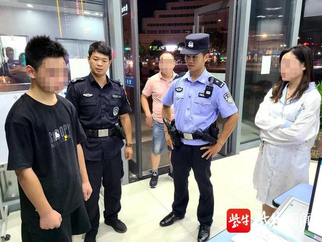留书“不活了！”熊孩子玩手机被母亲训斥负气出走休闲区蓝鸢梦想 - Www.slyday.coM