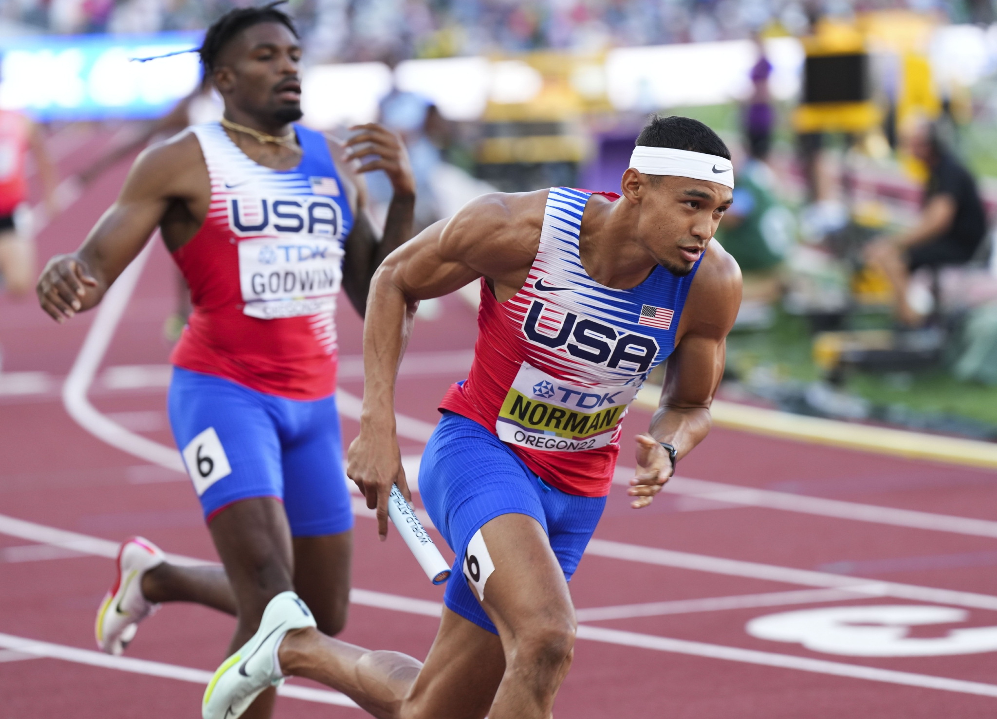 男子4x400米接力决赛赛况|美国队|王迎|接力_新浪新闻