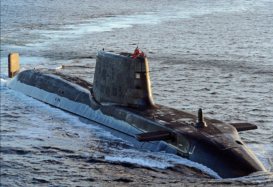 英国将在澳部署核潜艇 千里迢迢"觅新窝"有何目的？