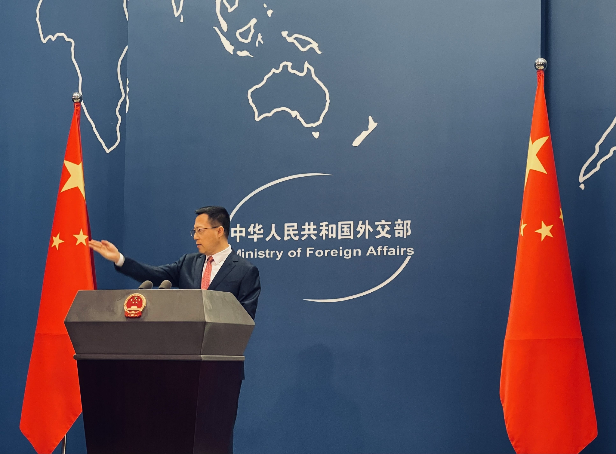 就美国国会众议院议长佩洛西计划窜访中国台湾地区一事,外交部发言人