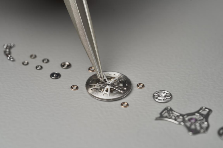 比硬币还纤薄，为什么RICHARD MILLE与法拉利的合作表款长这样？休闲区蓝鸢梦想 - Www.slyday.coM