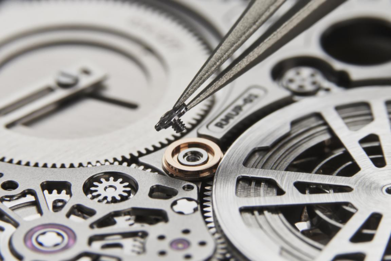 比硬币还纤薄，为什么RICHARD MILLE与法拉利的合作表款长这样？休闲区蓝鸢梦想 - Www.slyday.coM