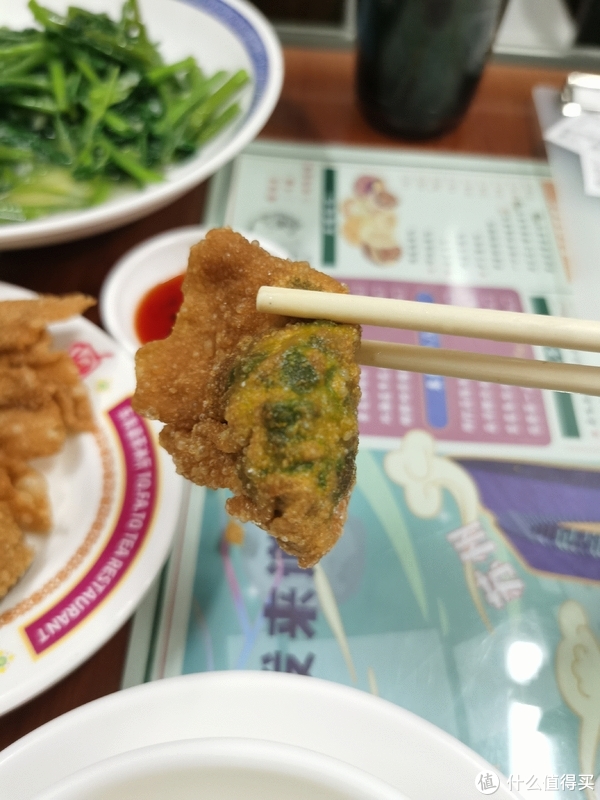 老港正味《东发道》，每次吃都有新发现，除了漏奶华，豉油鸡，菠萝冰，还可以吃这些！休闲区蓝鸢梦想 - Www.slyday.coM