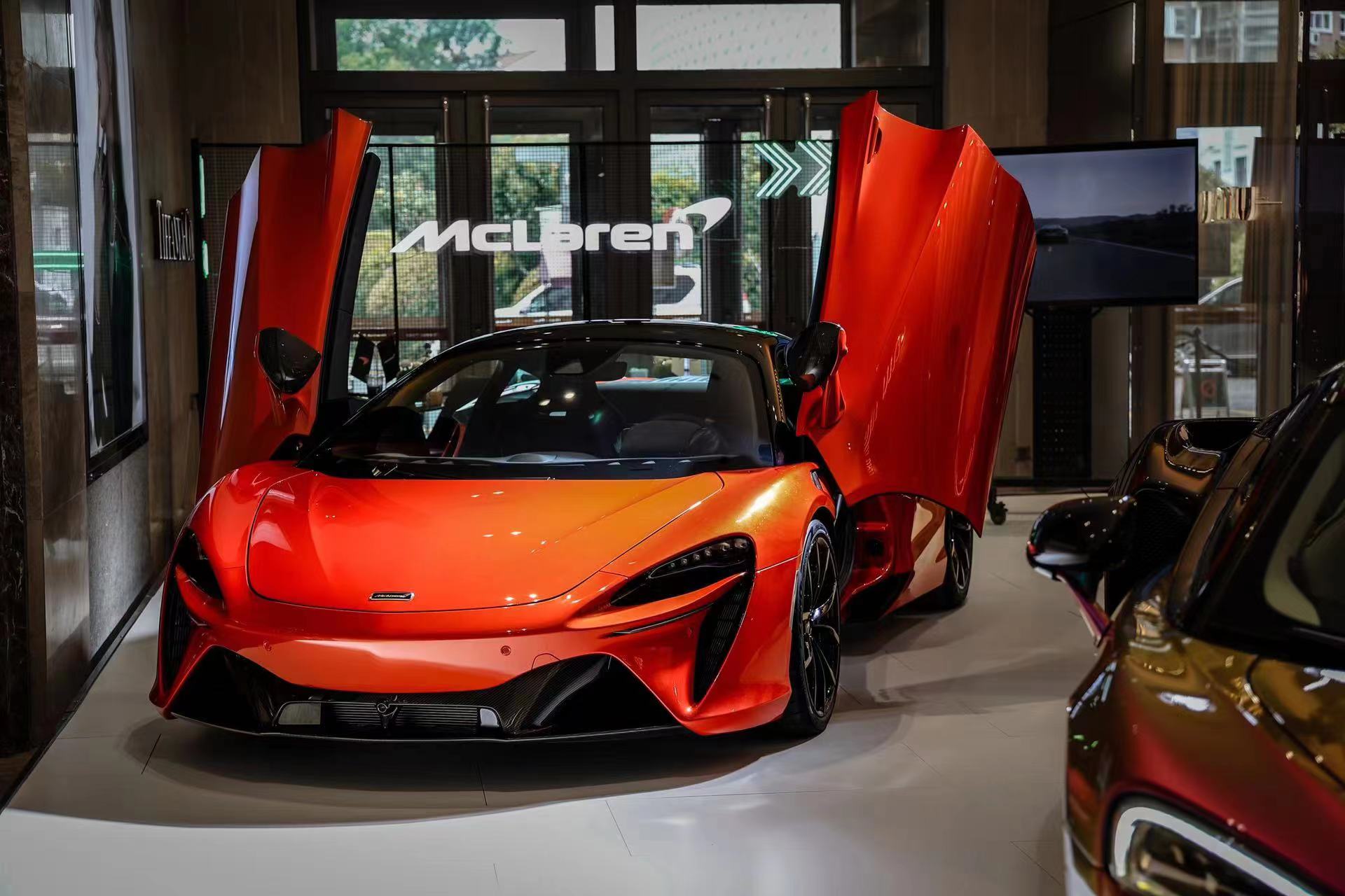 迈凯伦artura全新高性能混合动力超级跑车正式登陆山东青岛