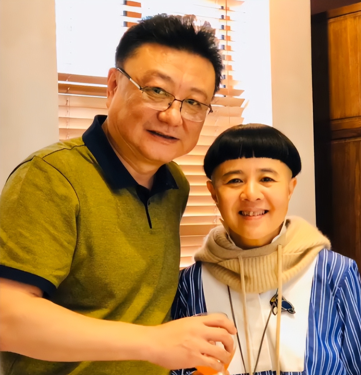 1988年,王宁带着“金龟子”刘纯燕去领结婚证,工作人员吓了一跳|王宁|刘纯燕|金龟子_新浪新闻
