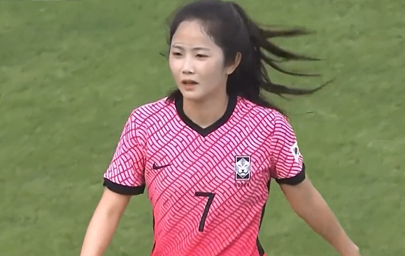 40韩国队终于赢了5分钟轰3球中国女足形势输日本变第3