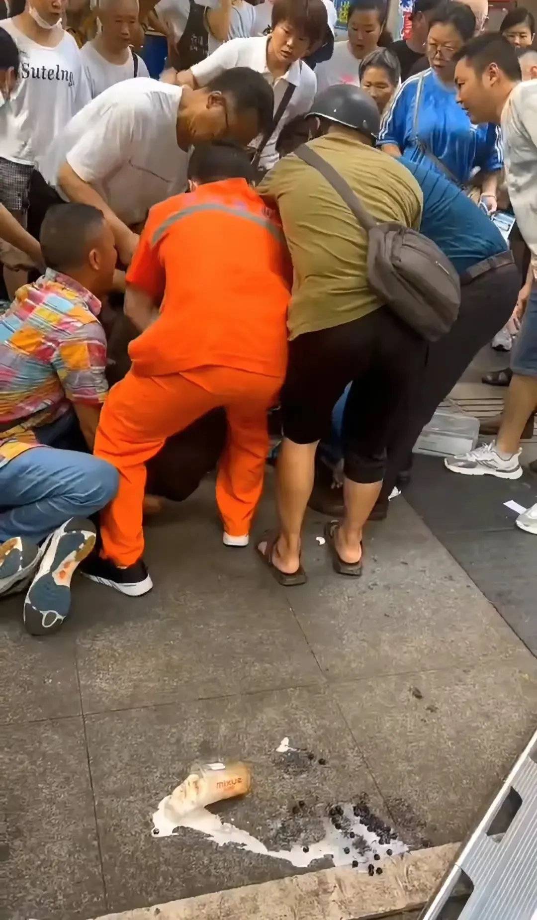 家属辟谣小伙喝奶茶被卡喉身亡：系心脏骤停，希望不要再炒作休闲区蓝鸢梦想 - Www.slyday.coM