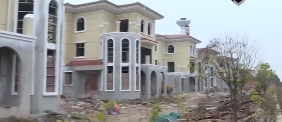 2.1亿人预约的养老院暴雷，花光积蓄的老人决定偷偷死去：老了以后，连床位都没了......休闲区蓝鸢梦想 - Www.slyday.coM