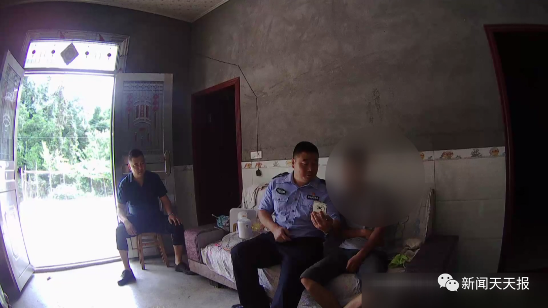 男子公路上花样炫车技被抓 警察：竟是涉嫌偷来的车！休闲区蓝鸢梦想 - Www.slyday.coM