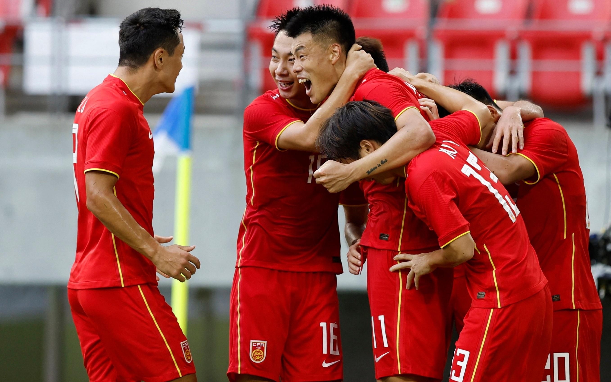 东亚杯前瞻：韩国两连胜势在必得 中国香港后防持续遭受考验_足球综合_雷速体育