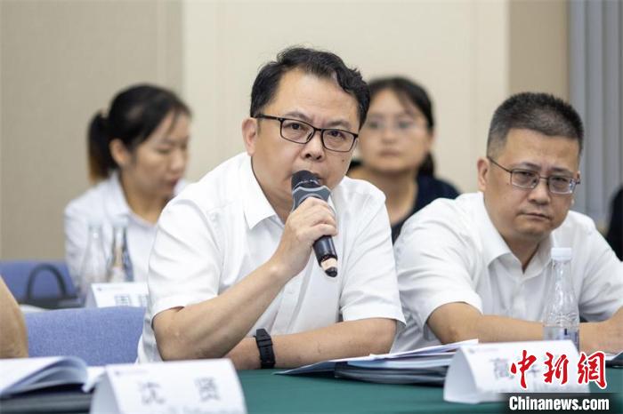 浙江省中医院党委副书记、院长高祥福作经验分享。　王刚 摄