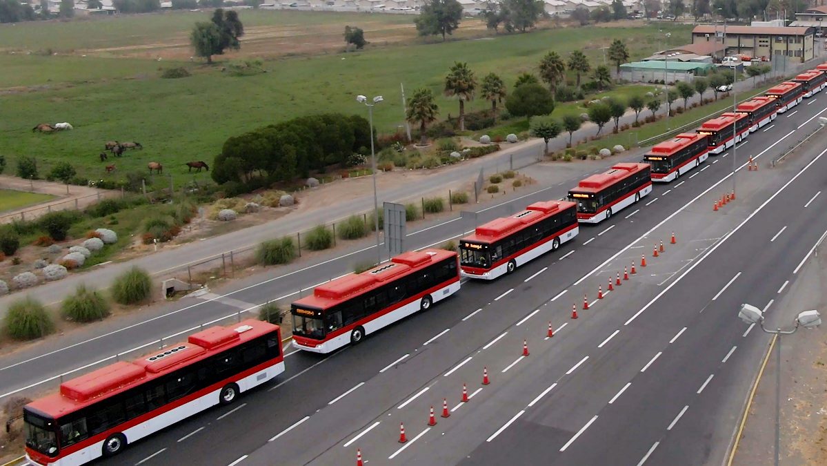 宇通旗舰纯电动客车t13e智利全球首发