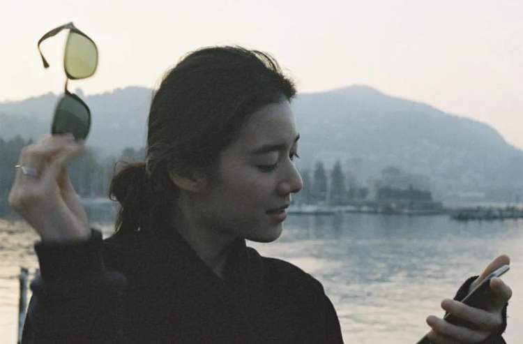 淡颜氛围感，靠的就是没欲望休闲区蓝鸢梦想 - Www.slyday.coM