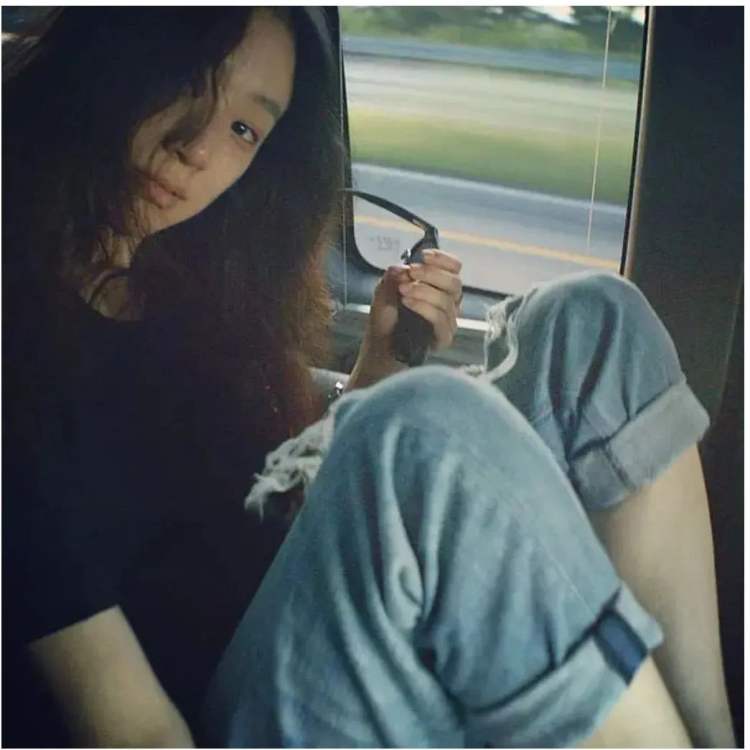 淡颜氛围感，靠的就是没欲望休闲区蓝鸢梦想 - Www.slyday.coM