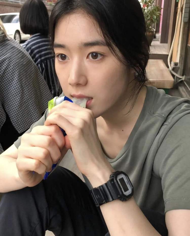 淡颜氛围感，靠的就是没欲望休闲区蓝鸢梦想 - Www.slyday.coM