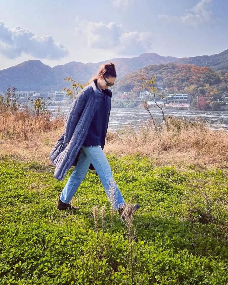 淡颜氛围感，靠的就是没欲望休闲区蓝鸢梦想 - Www.slyday.coM