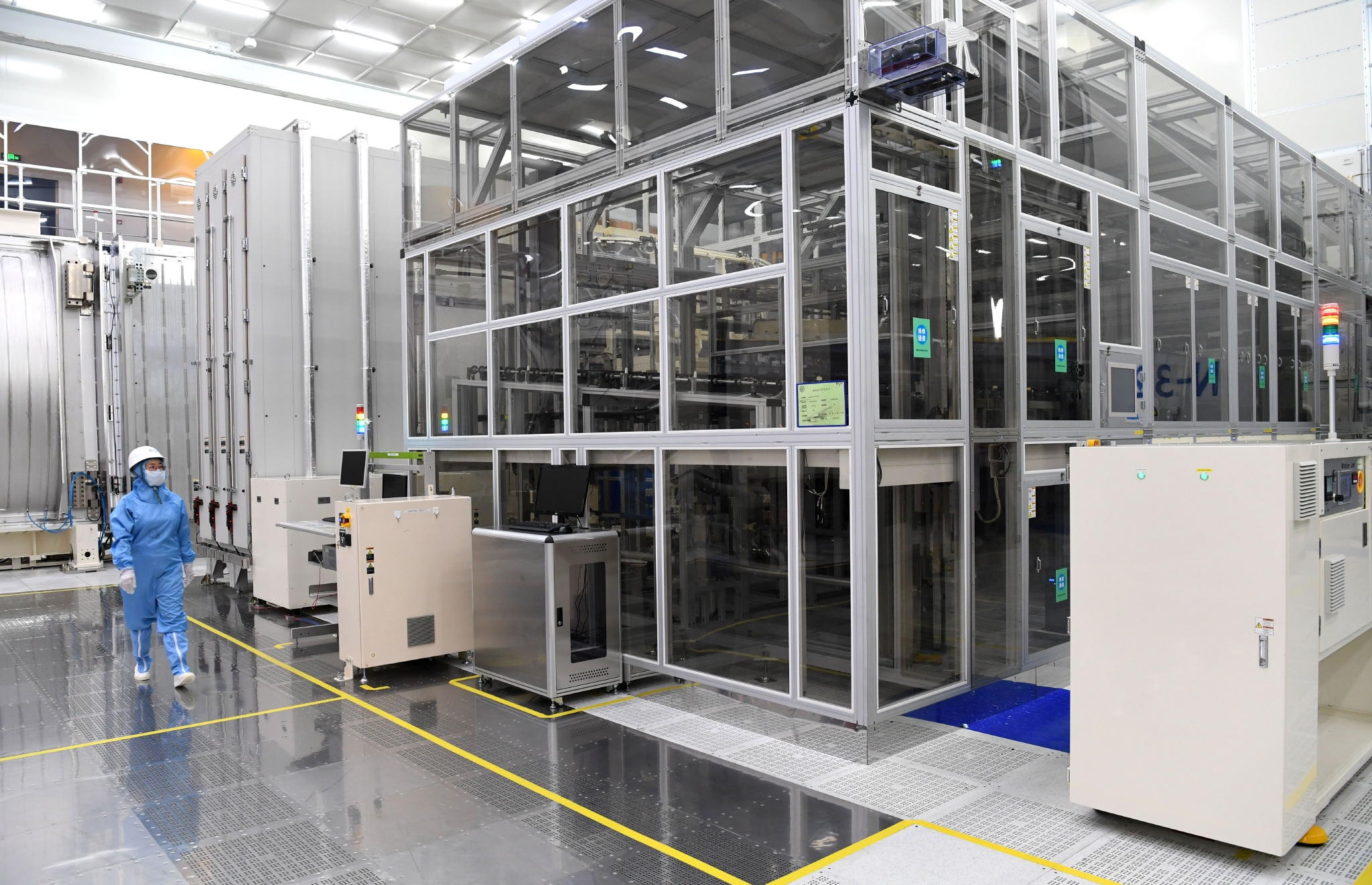 探访京东方显示屏生产线