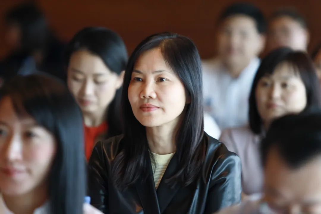 tasaif毕业季何秀琴我不负青山青山定不负我