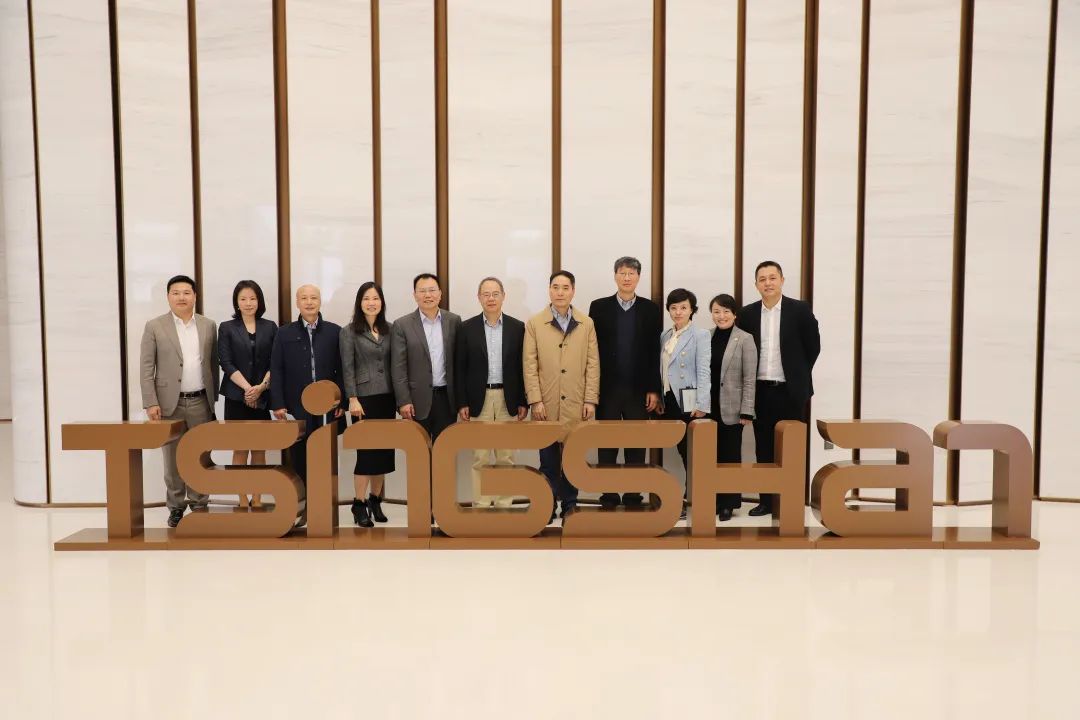 tasaif毕业季何秀琴我不负青山青山定不负我