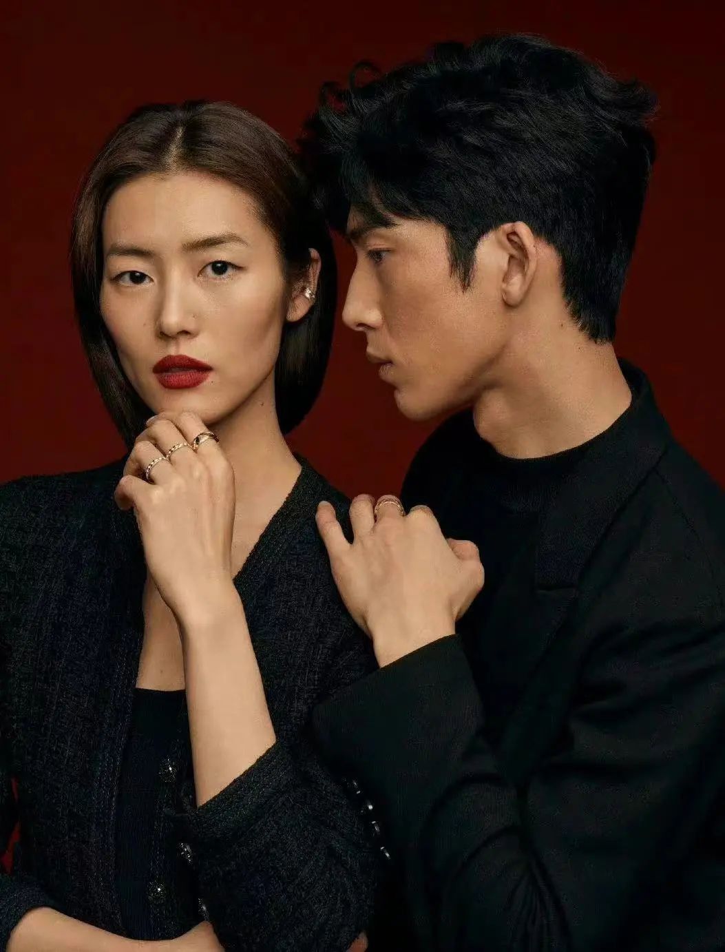 刘雯和井柏然曾合拍大片.