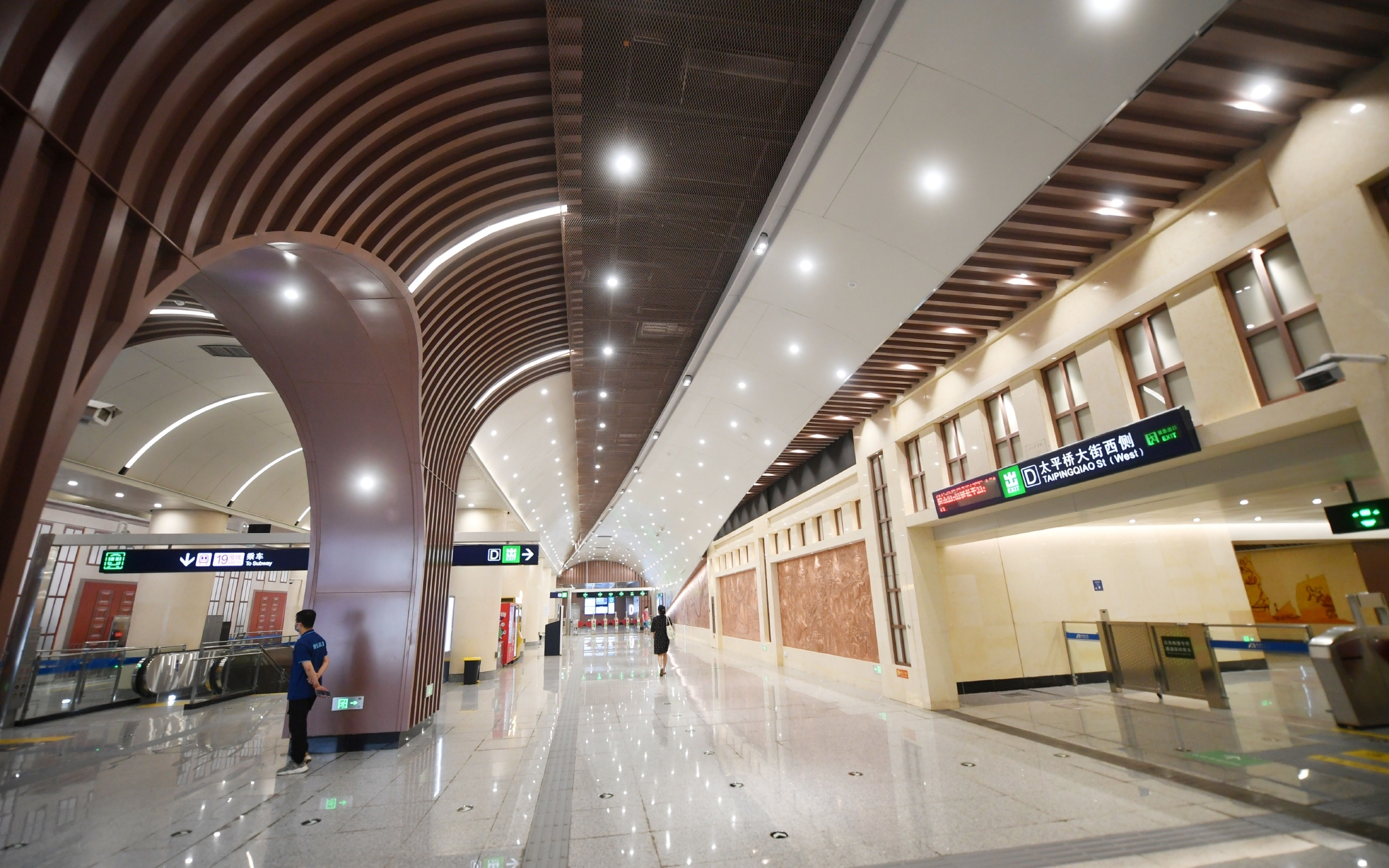 北京地铁12号线车站主体结构完工99%，三元桥站将可三线换乘_手机新浪网
