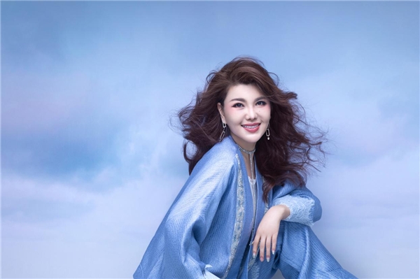 原标题:抖音音乐登广告牌第5名乌兰图雅演唱《画你》