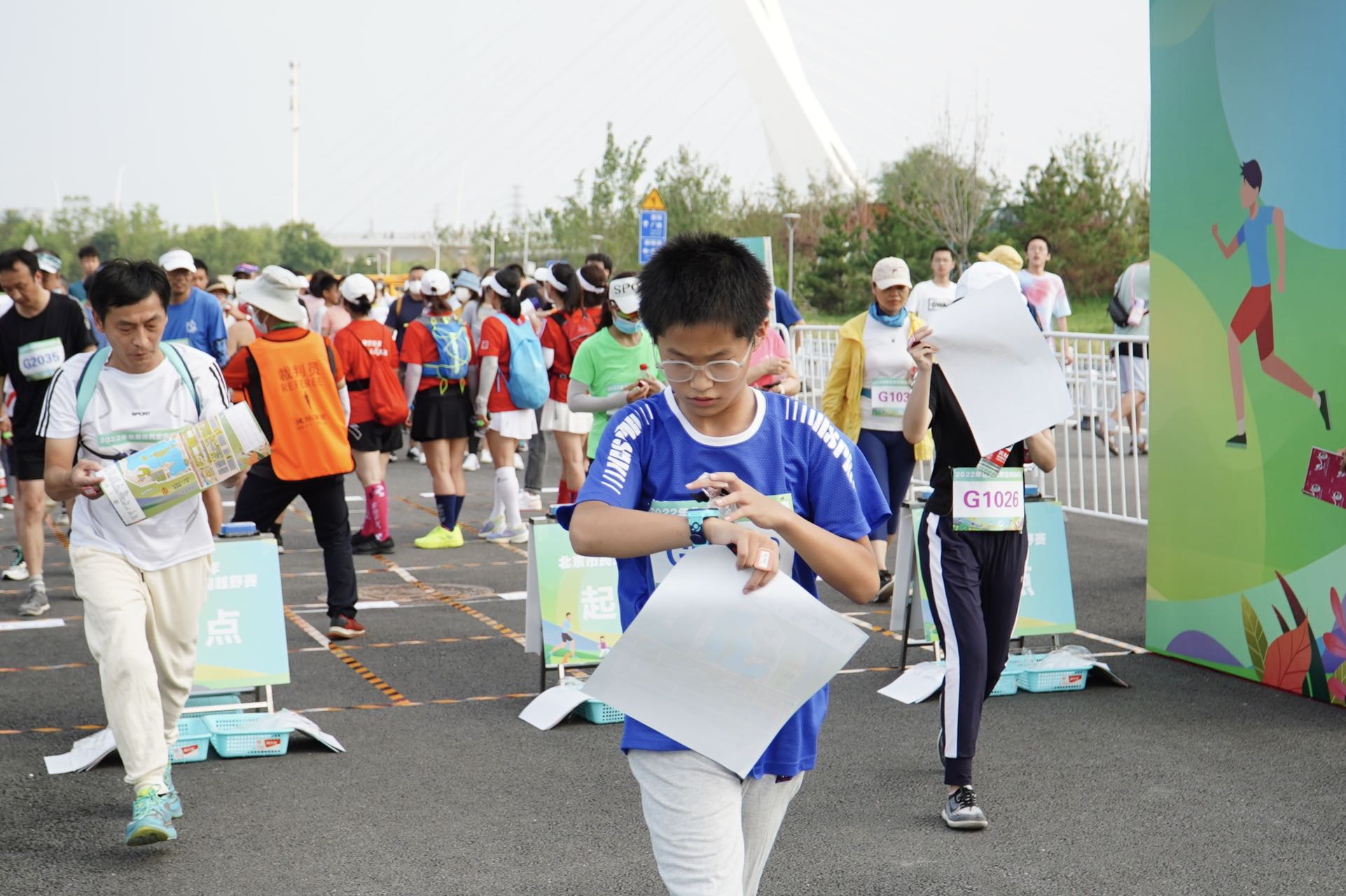 北京市民定向越野赛在首钢园举办