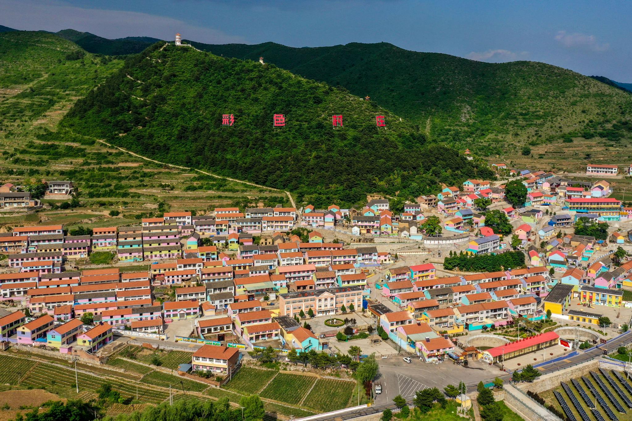 新华社记者 曹阳 摄晋城市沁水县土沃乡南阳村(6月8日摄,无人机照片