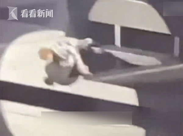 4天3起舞台问题!Mirror红馆演唱会事故频发 香港开启心理支援热线休闲区蓝鸢梦想 - Www.slyday.coM