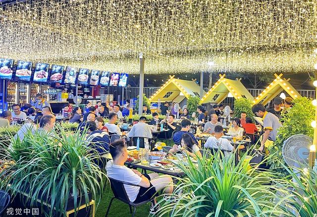 北京:酷车小镇"烟火气"夜市人气旺|北京市_新浪财经_新浪网