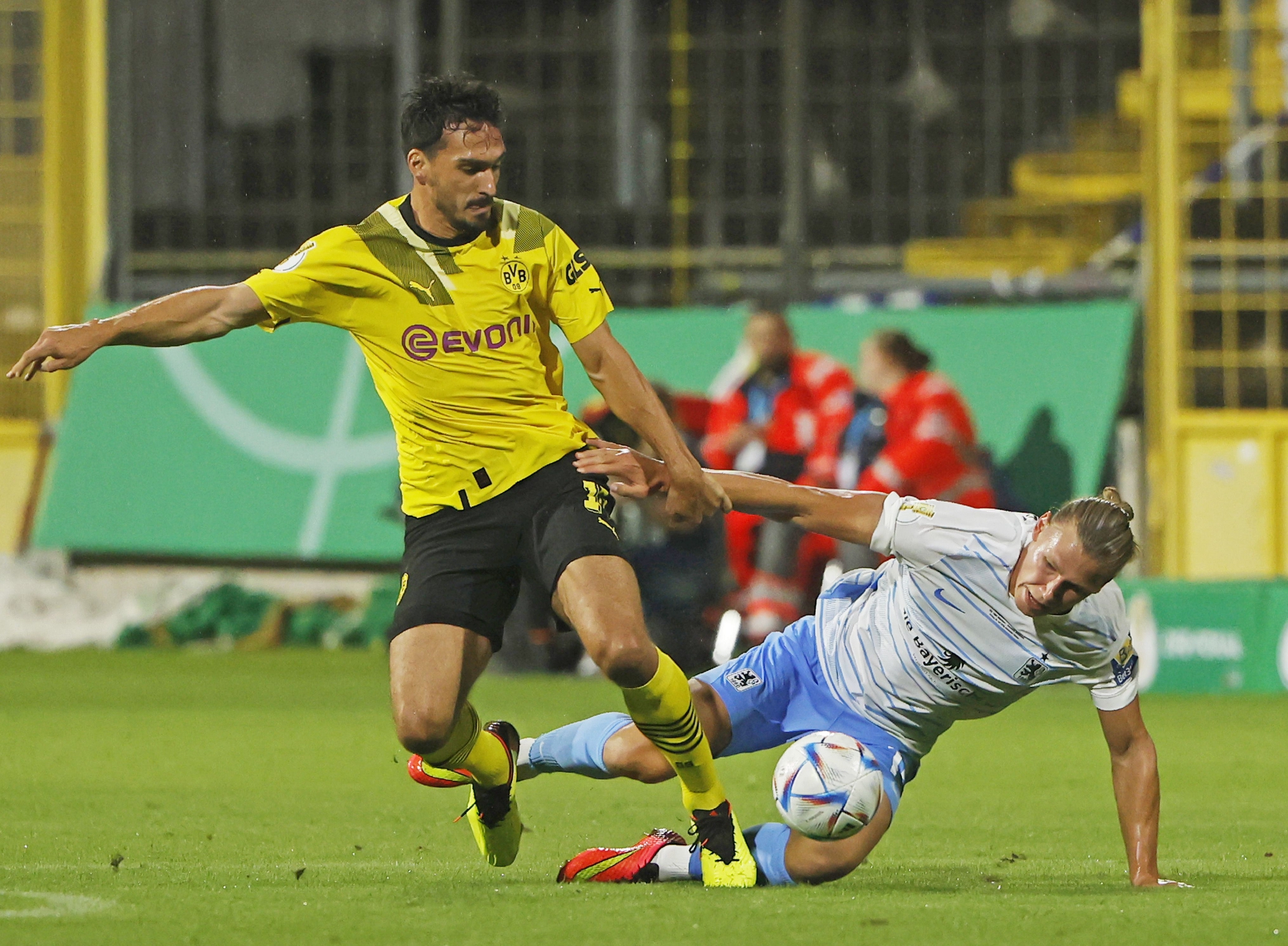 足球德国杯多特蒙德胜慕尼黑1860