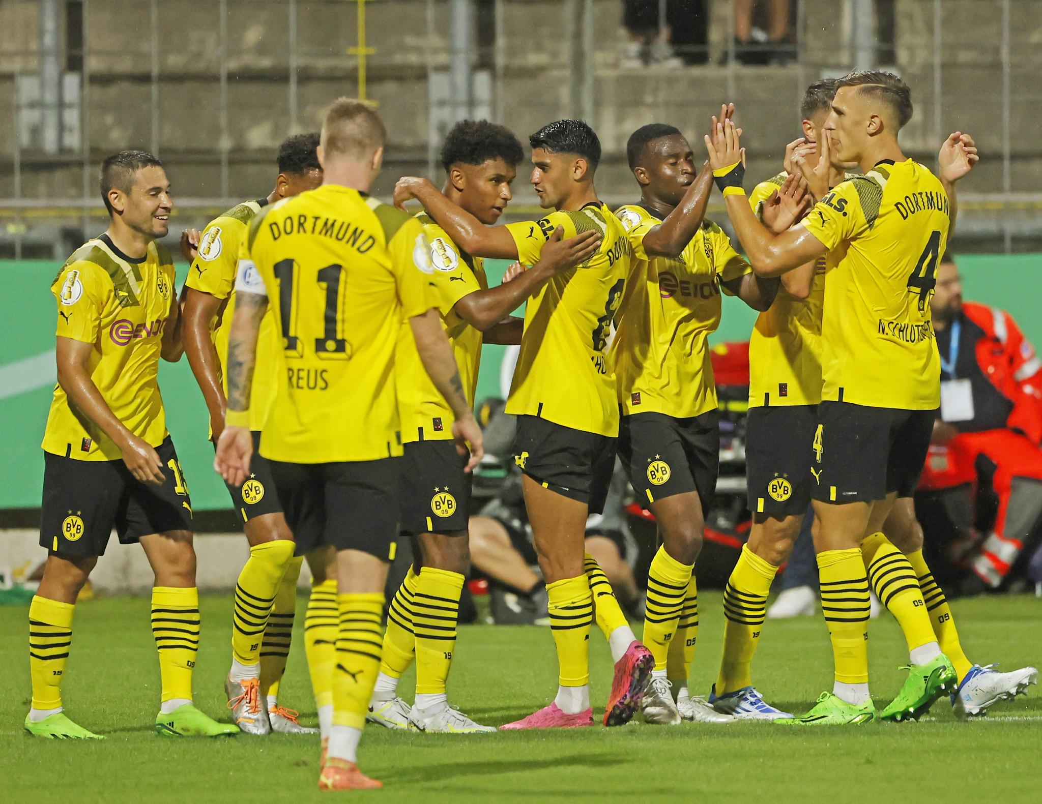 足球德国杯多特蒙德胜慕尼黑1860