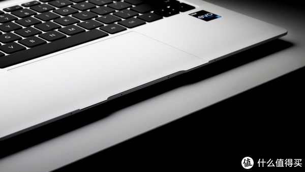 从没见过这么好看的笔记本 — MateBook X Pro 2022 微绒典藏版评测休闲区蓝鸢梦想 - Www.slyday.coM