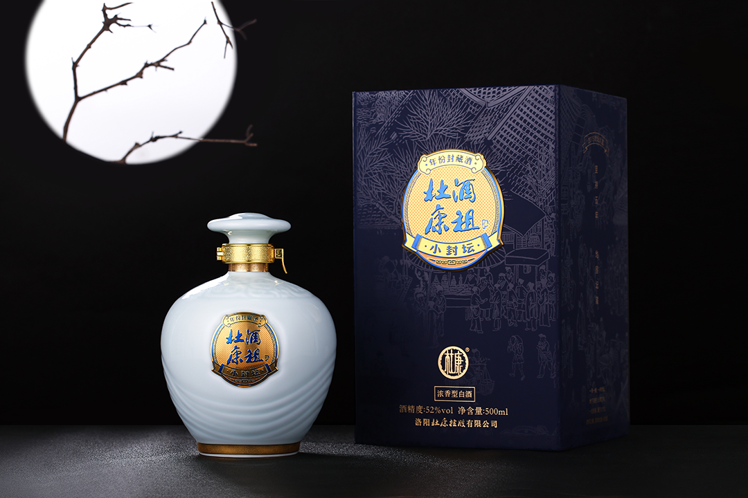 据透露,走出河南的酒祖杜康小封坛,将采取与经销商合作开发市场的模式
