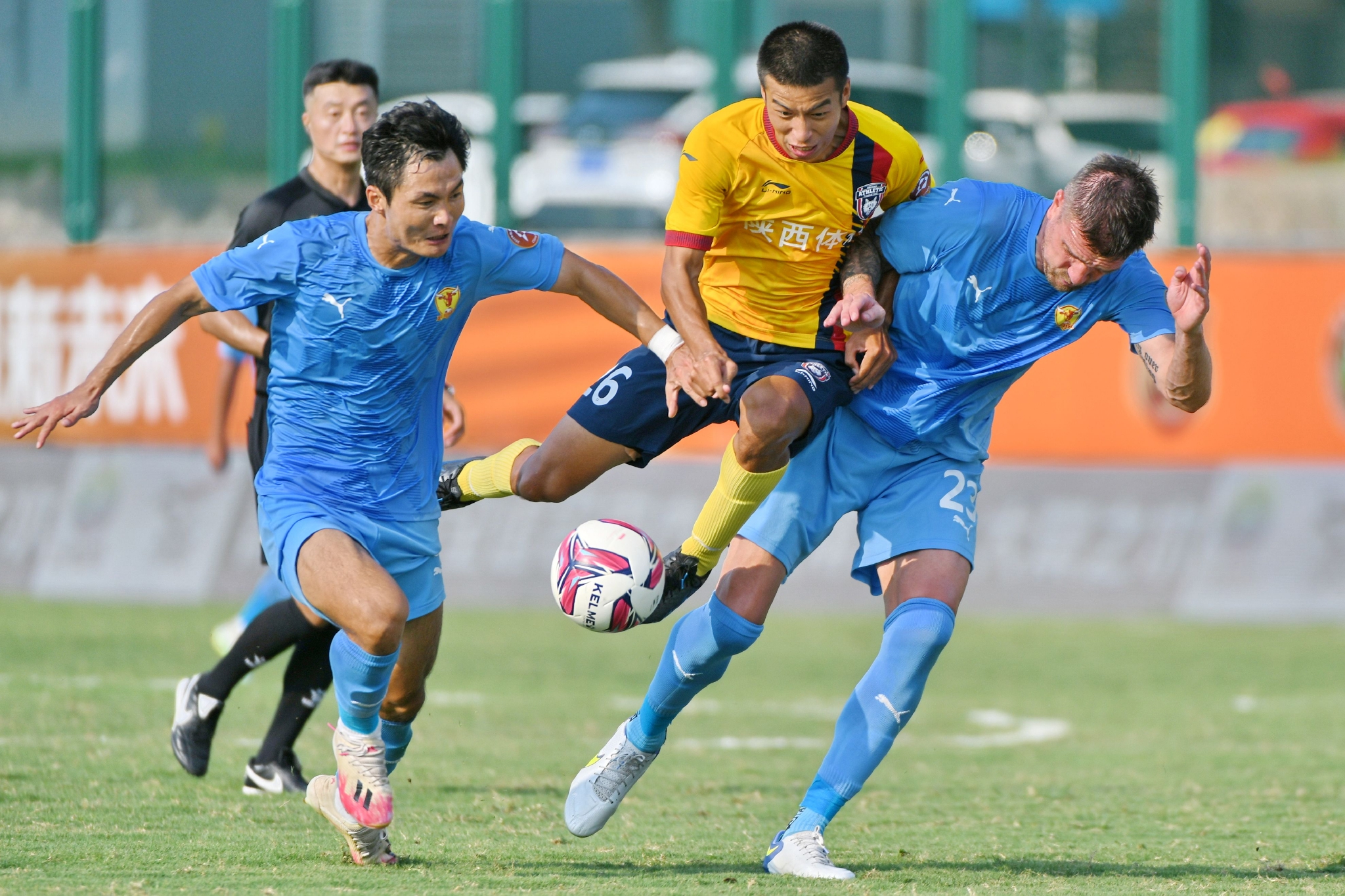 足球中甲陕西长安竞技胜四川九牛