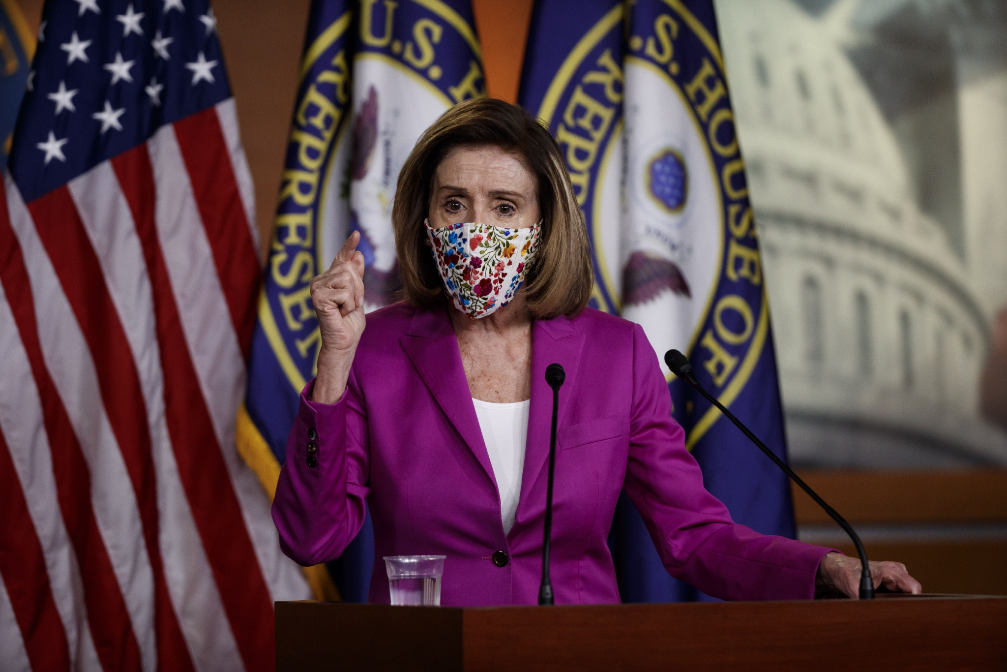 新加坡总理李显龙会见佩洛西，敦促“保持中美关系稳定”！休闲区蓝鸢梦想 - Www.slyday.coM