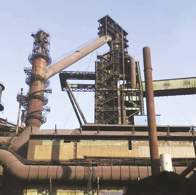 河南工厂爆炸：洪水流进高炉引发爆炸？威力为何那么大...