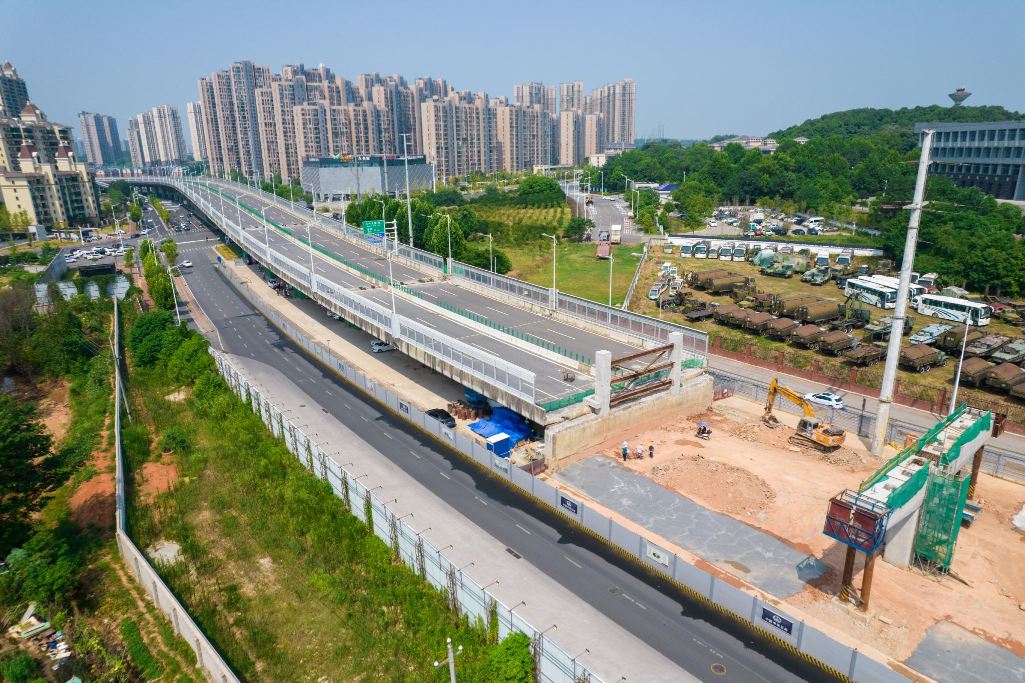 长沙万家丽路高架桥顶升工程施工正式启动休闲区蓝鸢梦想 - Www.slyday.coM