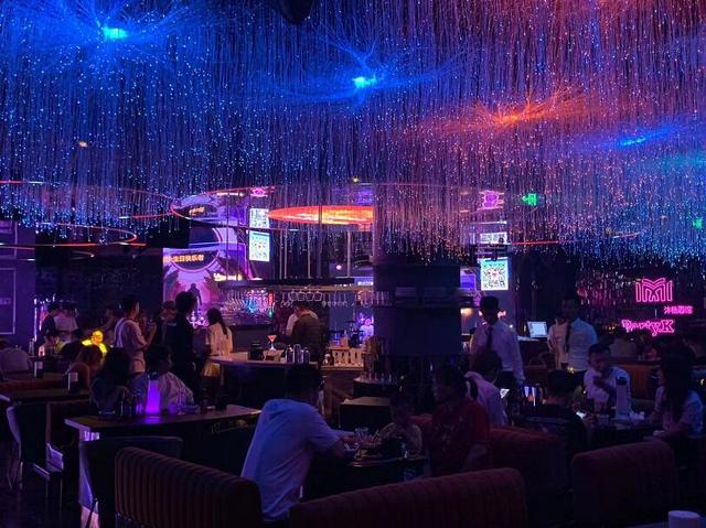 银川这家酒馆好喝又好玩|酒馆|美酒_新浪新闻