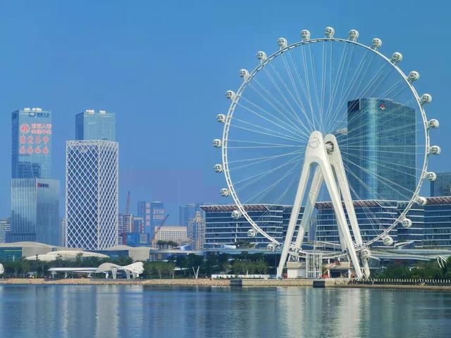 摩天轮上对弈乐在棋中深圳第二届宝安杯女子象棋明星邀请赛开幕