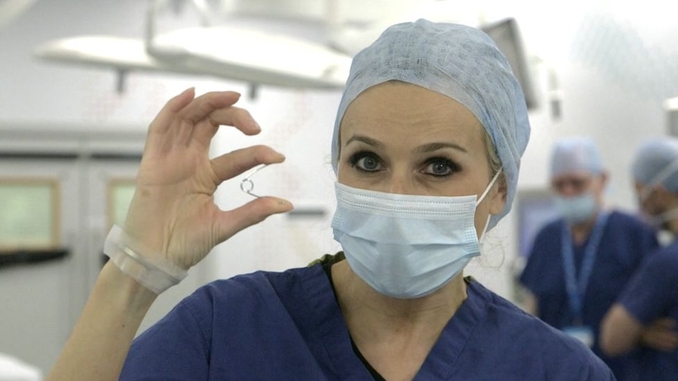 用VR建立虚拟手术室，百位医生参与，头部连体双胞胎7次手术后成功分离-iNFTnews