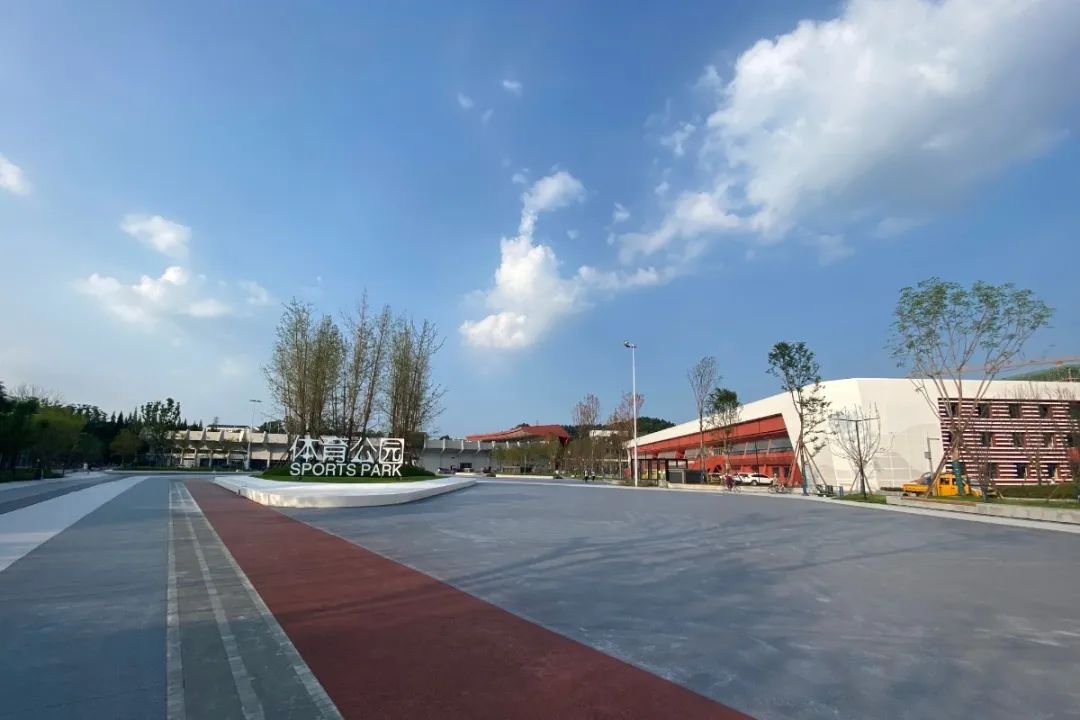 8月8日起乐山市体育中心陆续向市民免费低收费开放