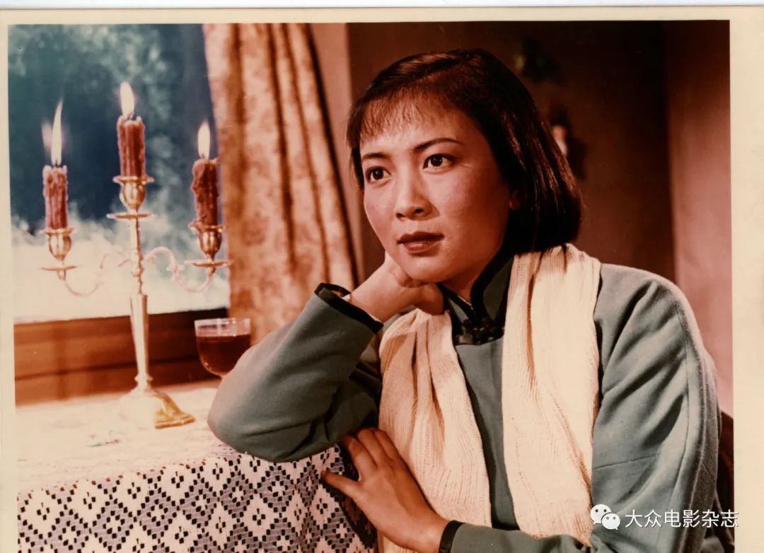 谢芳电影是青春之歌