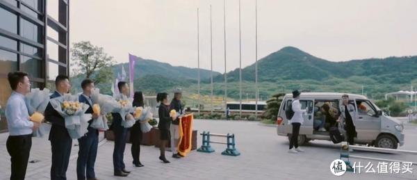 豆瓣评分9.6！今年不能错过的爆笑综艺！休闲区蓝鸢梦想 - Www.slyday.coM